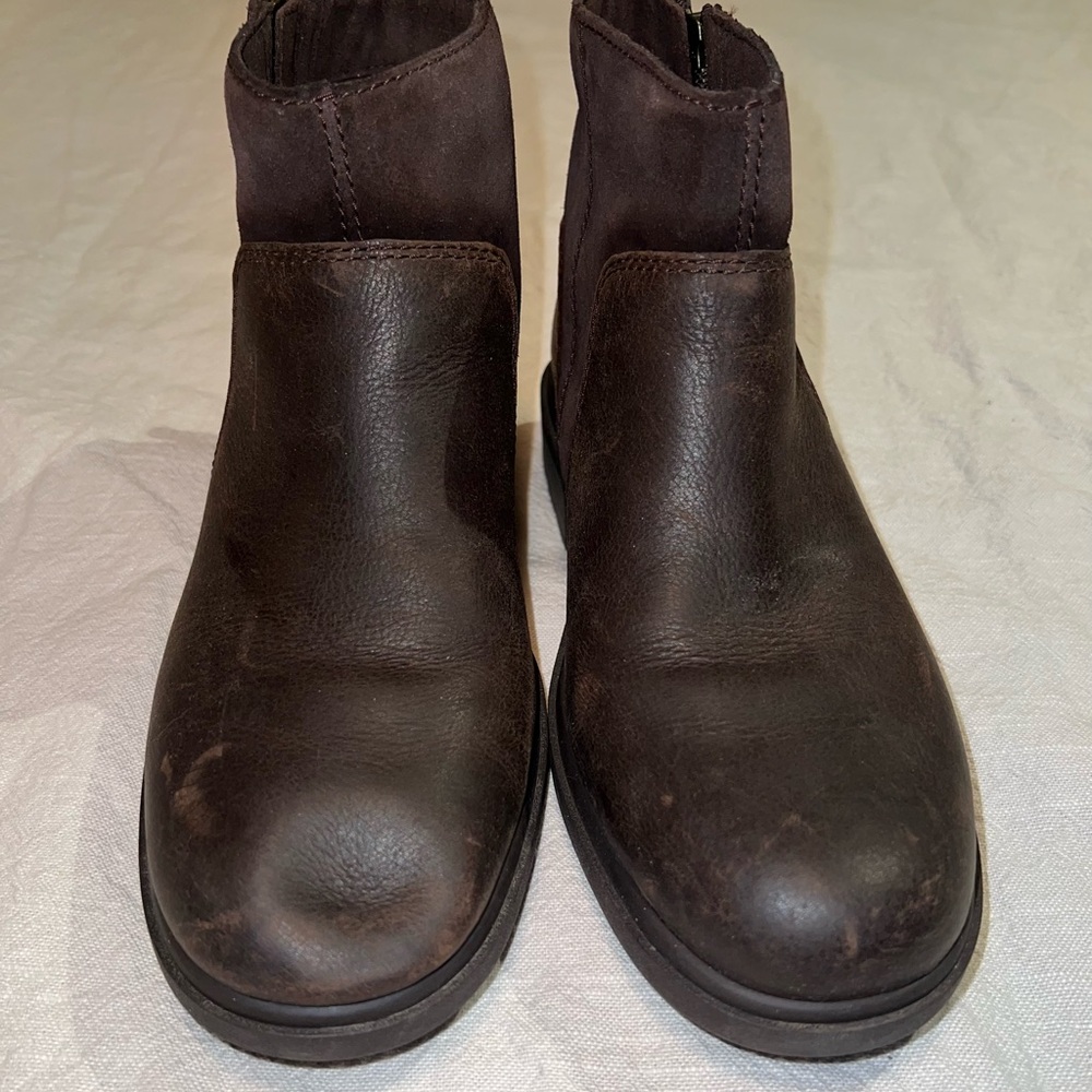 UGG Brown Leather Ankle Boots